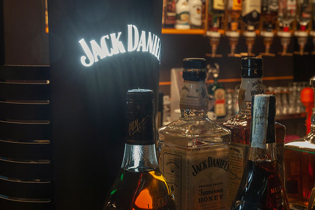 Sandy - First pizzeria in Cacak